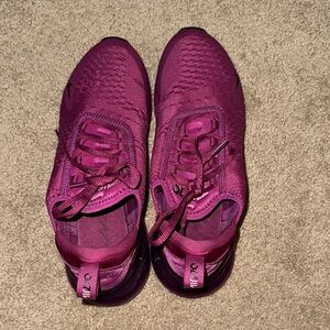 Nike Women’s Air Max 270 Magenta sneakers